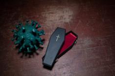 COVID wciąż nie jest chorobą zakaźną - pogrzeby z problemami