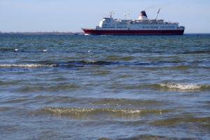 NIK: Zatopione na dnie morza wraki grożą katastrofą ekologiczną