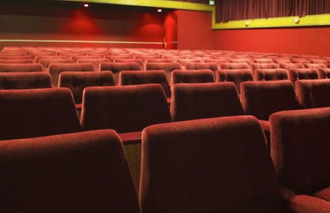 Szczególne zasady bezpieczeństwa przy otwarciu kin, teatrów, filharmonii