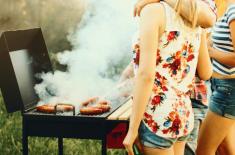 Majówkowe grillowanie dozwolone w kawalerce, ale nie w ogródku