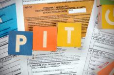 Nieodpłatne użyczenie lokalu córce i wnuczce bez PIT