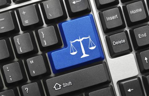 Jawność kontra prywatność - RPO krytykuje tryb "publiczności online", sąd go broni