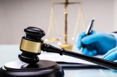 Rzecznik MŚP chce dłuższej pracy sądów, prawnicy postulują rozprawy on-line