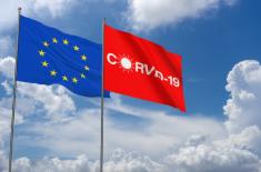 KE apeluje o priorytetowe potraktowanie szczepień przeciw grypie