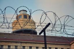 RPO interweniuje w sprawie Służby Więziennej i braku przerw na posiłek