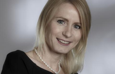 We Francji dzieci w podstawówce bez maseczki, ale starsze już tak