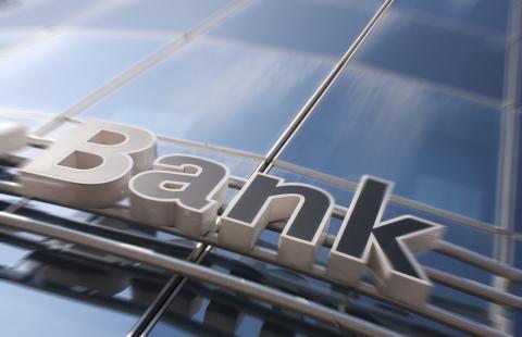 UOKiK ukarał trzy banki za kredyty frankowe i w euro