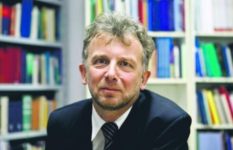 Prof. Kamiński: Sędzia Morawiec może skarżyć się do Strasburga, ale nie należy za wiele oczekiwać