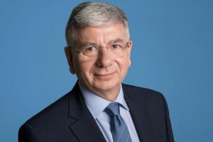 Bobrowicz: Polacy nadal decydują się na prawnika w ostateczności