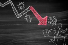 ZUS, ratując swoje finanse, sięga do kieszeni płatników po zaległe składki