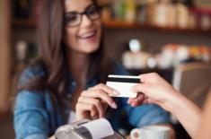 Telefon, palec i karta - zmiany w e-commerce od 2021 r.