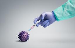 Eksperci PAN: Szczepienie uchroni nas przed skutkami pandemii
