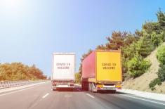 Szpitale uniwersyteckie powinny dostawać zamrożone szczepionki