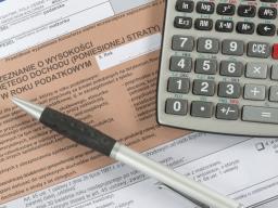 Ulgi i odliczenia w rocznym PIT pomogą obniżyć podatek