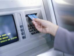 KNF oczekuje od banków lepszego zabezpieczania płatności