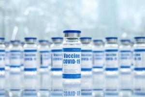 Rząd zmienia zasady szczepień przeciwko Covid-19
