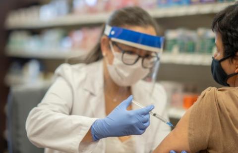 Ruszą nowe punkty szczepień. Do końca sierpnia chętni mają dostać pierwszą dawkę szczepionki