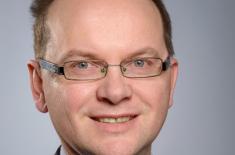 Prof. Zaleśny: Ratyfikacja Funduszu Odbudowy to przekazanie Unii kompetencji, zwykła większość nie wystarczy