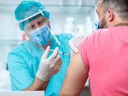 Nowy harmonogram szczepień przeciwko Covid-19 - skierowania dla wszystkich do 9 maja
