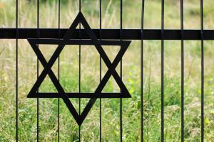 WSA: Dane o cmentarzach żydowskich powinny być udostępnione
