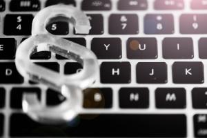 SN: Wyszkowski nie musi przepraszać Wałęsy za "Bolka"