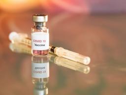 Niewykorzystane szczepionki można podać chętnym - jest rozporządzenie