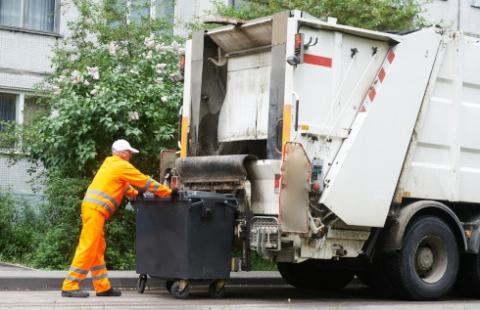 WSA unieważnił przepisy uchwały śmieciowej w Warszawie