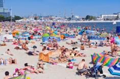 Pracodawcy wypychają pracowników na zaległe urlopy w lipcu