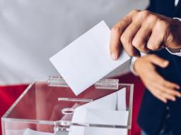 Organizatorzy wyborów lokalnych mogą sprawdzać czy członkowie komisji są zaszczepieni
