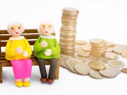 Para emerytów oszukiwała skarbówkę – udawała, że mieszka w Szwajcarii