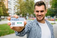 Dla zaszczepionych hulajnoga, dla antyszczepionkowców szlaban - słabe podstawy prawne