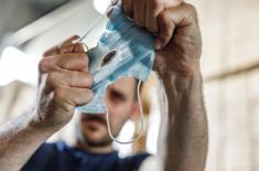 Agresywnych antyszczepionkowców można karać i bez nowelizacji