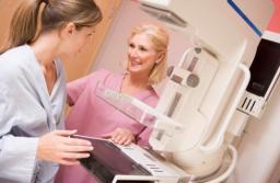 Białostockie Centrum Onkologii umówi pacjentki na mammografię