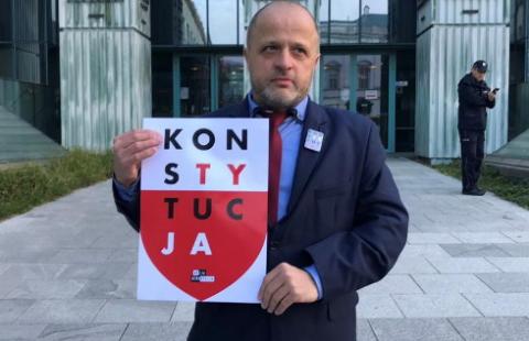 Kolejna przerwa w orzekaniu - sędzia Gąciarek odsunięty za odmowę pracy ze źle powołanym sędzią