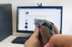 Cyberprzemoc przedłużeniem konfliktów ze szkolnego korytarza