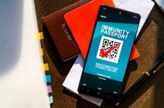 Paszport covidowy również dla zaszczepionych poza UE