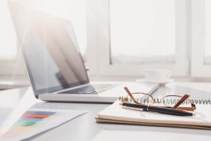 SA: Niskie kwalifikacje pracownika nie świadczą o pozorności umowy