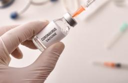 Od 2 listopada trzecia dawka szczepionki dla wszystkich pełnoletnich osób