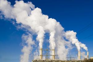 Elektrownia gazowa zamiast węglowej, ale jest spór o dokumentację środowiskową