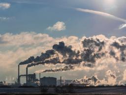 Sejm wzywa Unię do zawieszenia handlu uprawnieniami do emisji