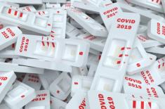 Polacy nie chcą się testować na Covid-19, wolą też leczyć się sami