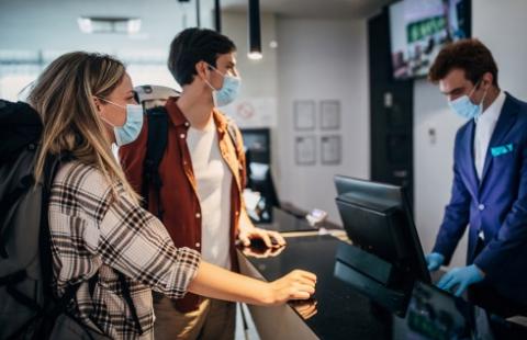 Kwarantanna już niekoniecznie dla osoby zamieszkującej z chorym