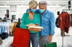 Uszczelnianie zakazu handlu w niedziele, to jak walka z wiatrakami