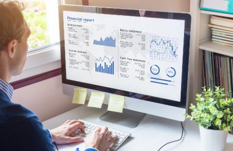 KNF ostrzega przed finansowymi influenserami