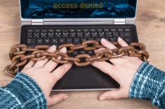 Krytyka Lex Czarnek w elektronicznym dzienniku pod lupą prokuratury