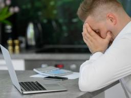 Badanie: Polacy coraz częściej odczuwają symptomy depresji - gospodarka na tym traci