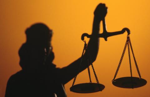 Izba Dyscyplinarna: Prokurator i policjant zlekceważyli doniesienie o pedofilii