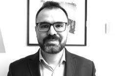 Dr Łubiński: Ochotnik walczący w Ukrainie ma prawa jeńca, ale bez uprawnień weterana