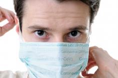 Od poniedziałku w maseczce w przychodni - bez w sklepie i autobusie. Koniec kwarantanny