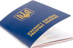 Miasta czekają na czytniki i organizują kolejki w sprawie PESEL dla uchodźców